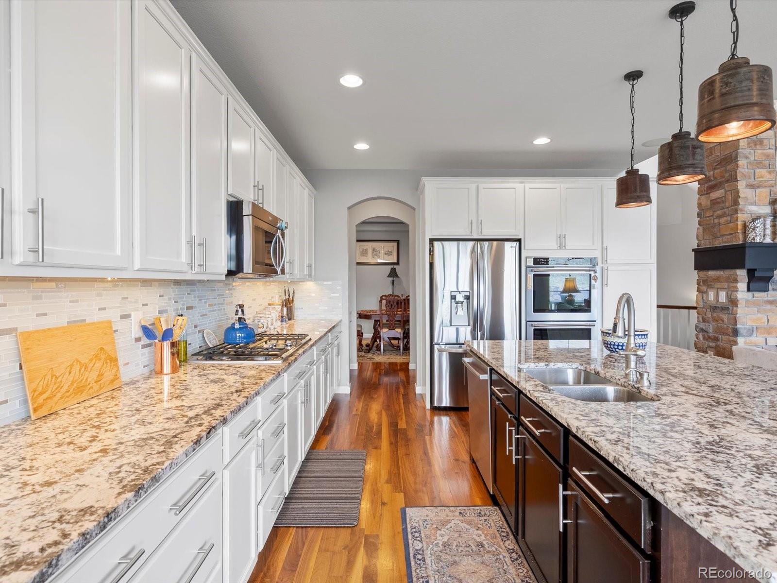 15264 W La Salle Avenue