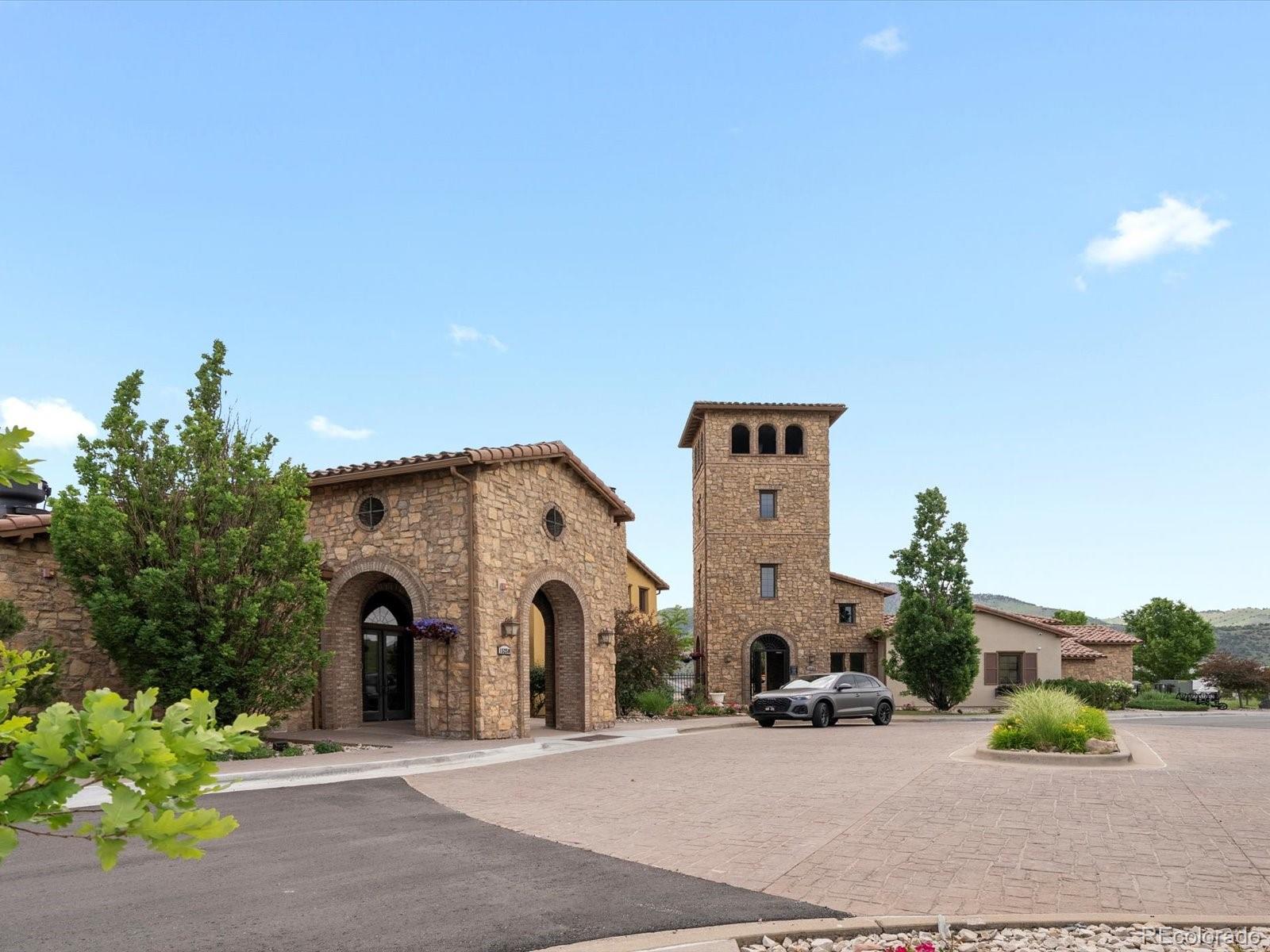 15264 W La Salle Avenue