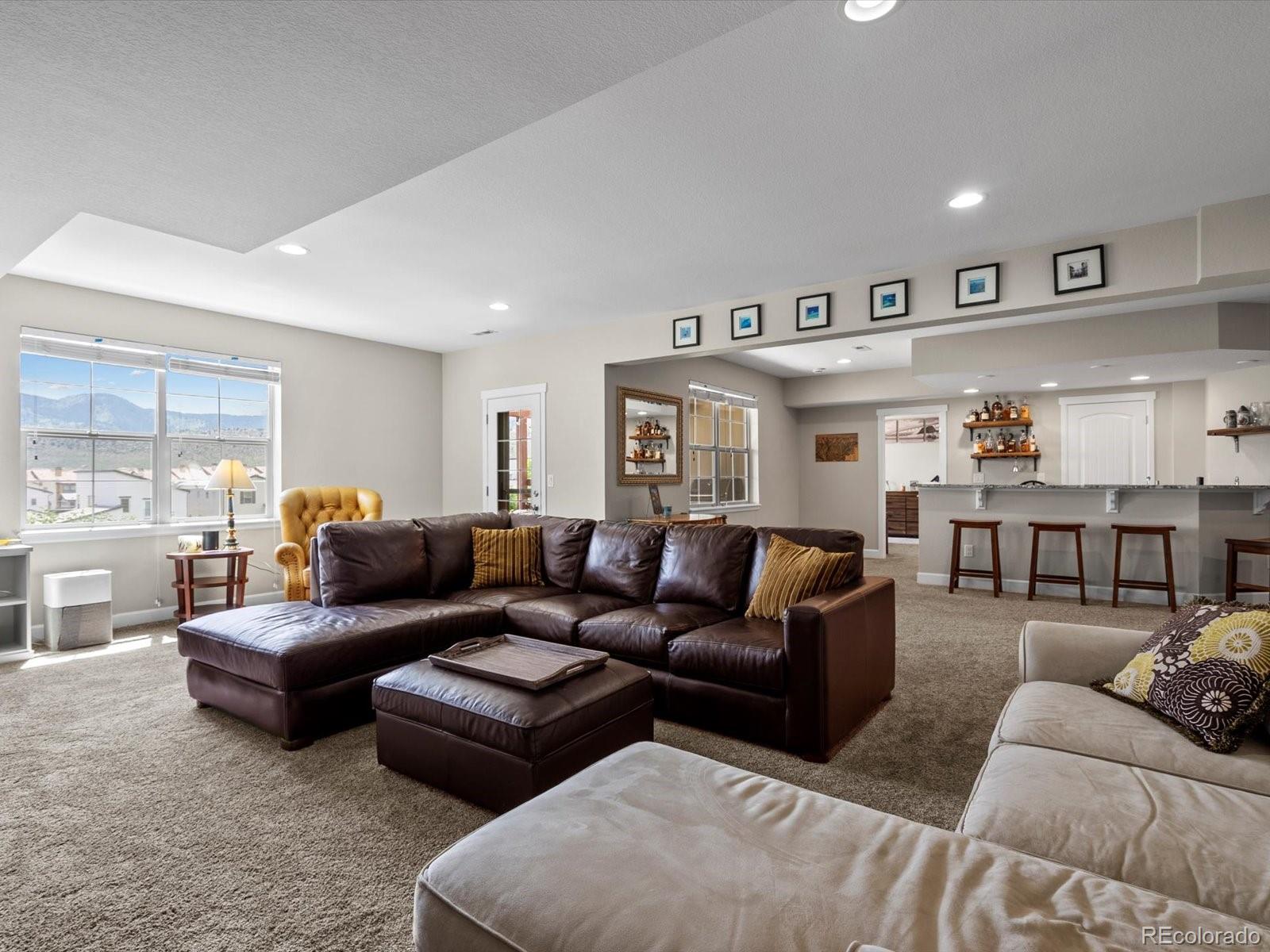 15264 W La Salle Avenue