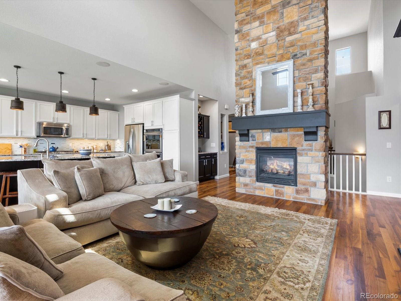 15264 W La Salle Avenue