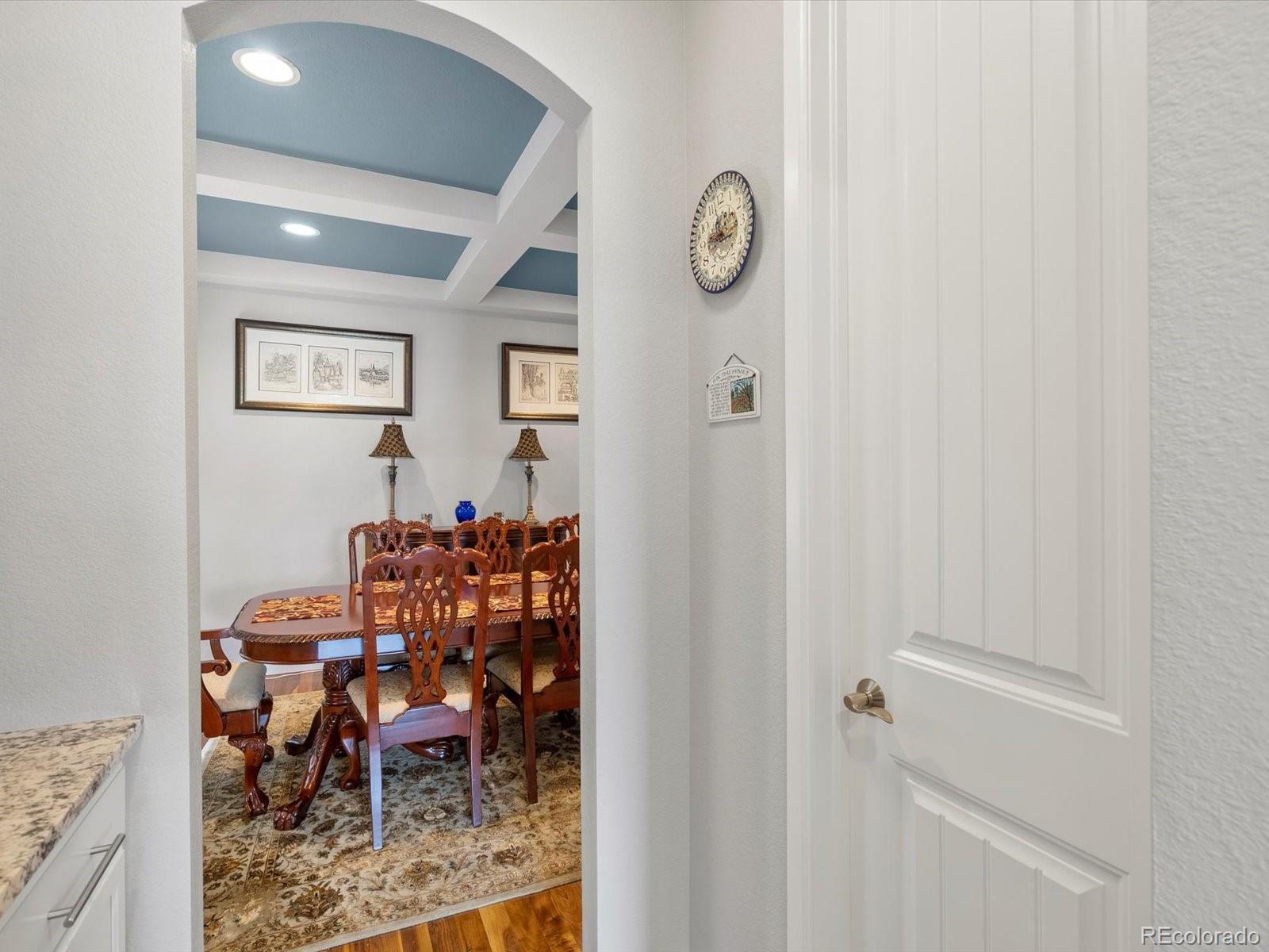 15264 W La Salle Avenue