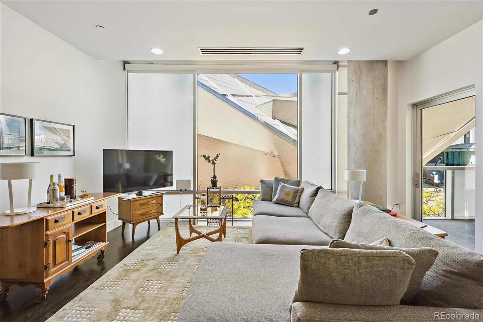 1200 Acoma Street Unit: 303