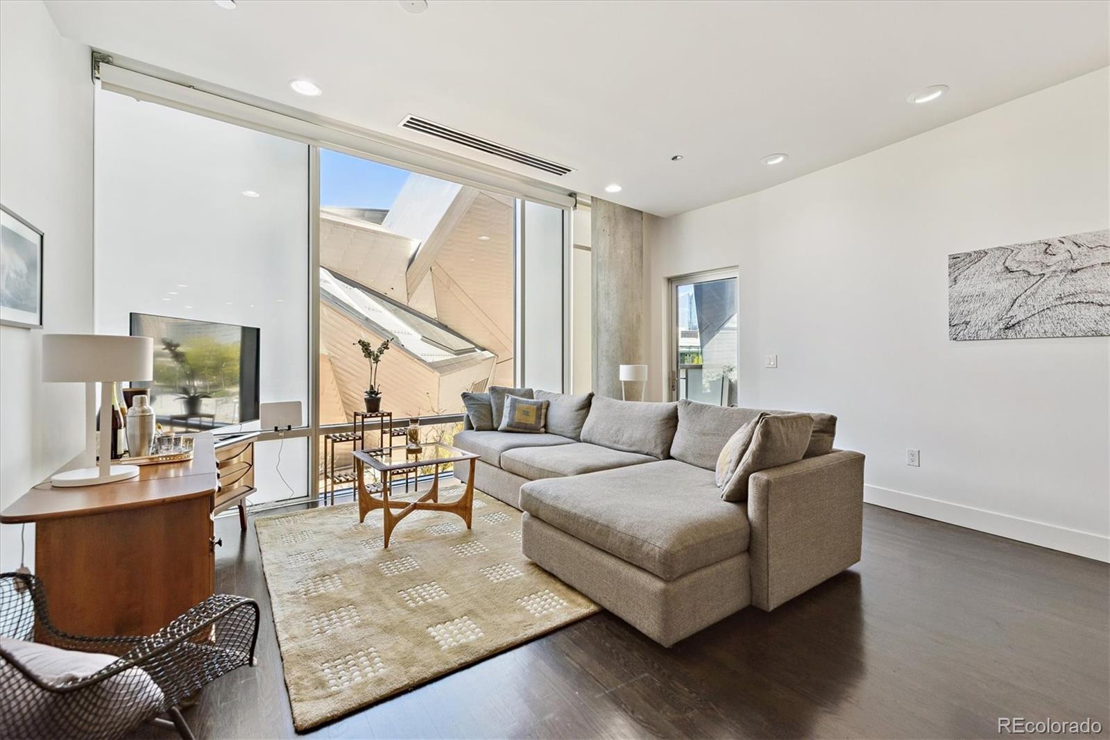 1200 Acoma Street Unit: 303