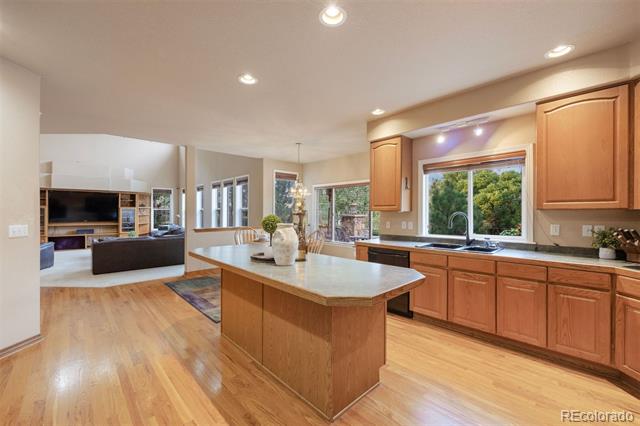 5508 W Prentice Circle