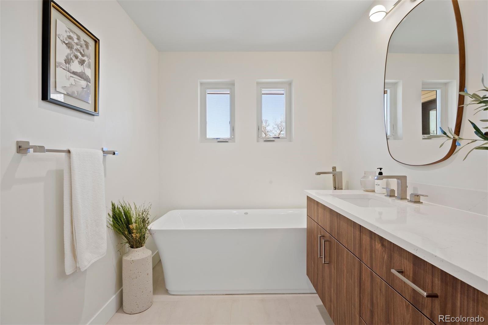 2194 S Sherman Street