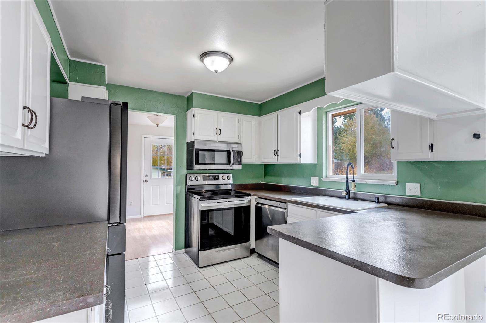 6476 W Monticello Avenue