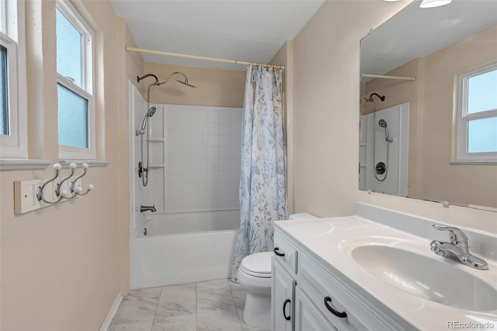 6476 W Monticello Avenue