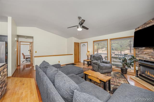 1768 Bluebird Drive