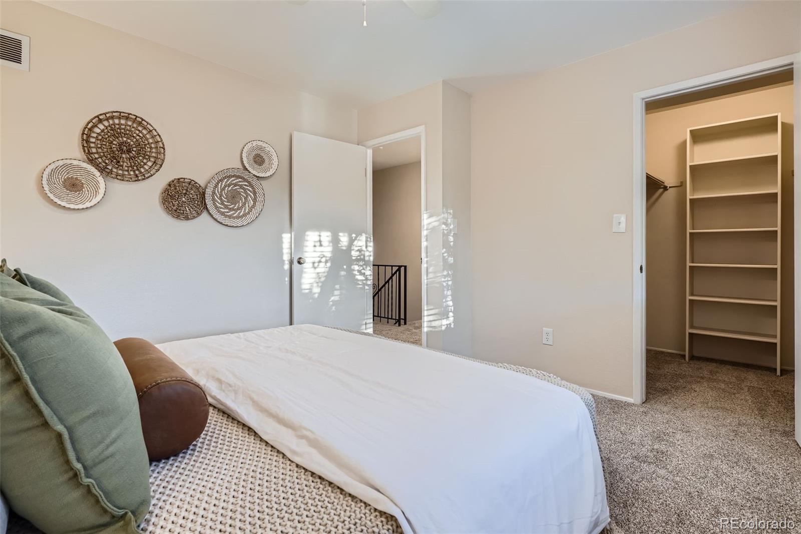 5511 S Lowell Boulevard