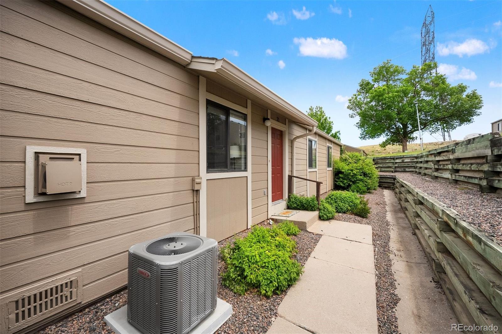 18284 W 58th Place Unit: 21