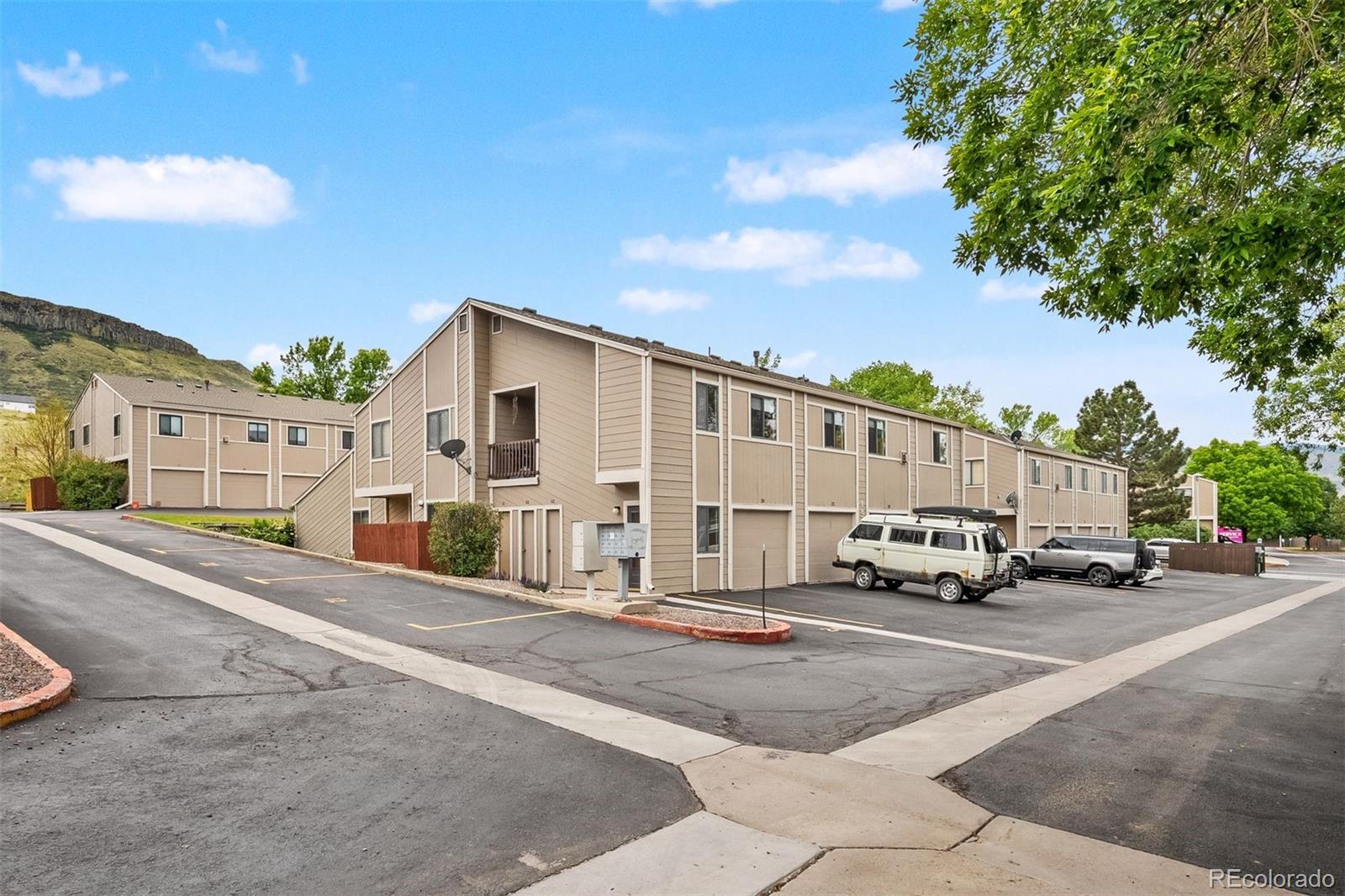 18284 W 58th Place Unit: 21
