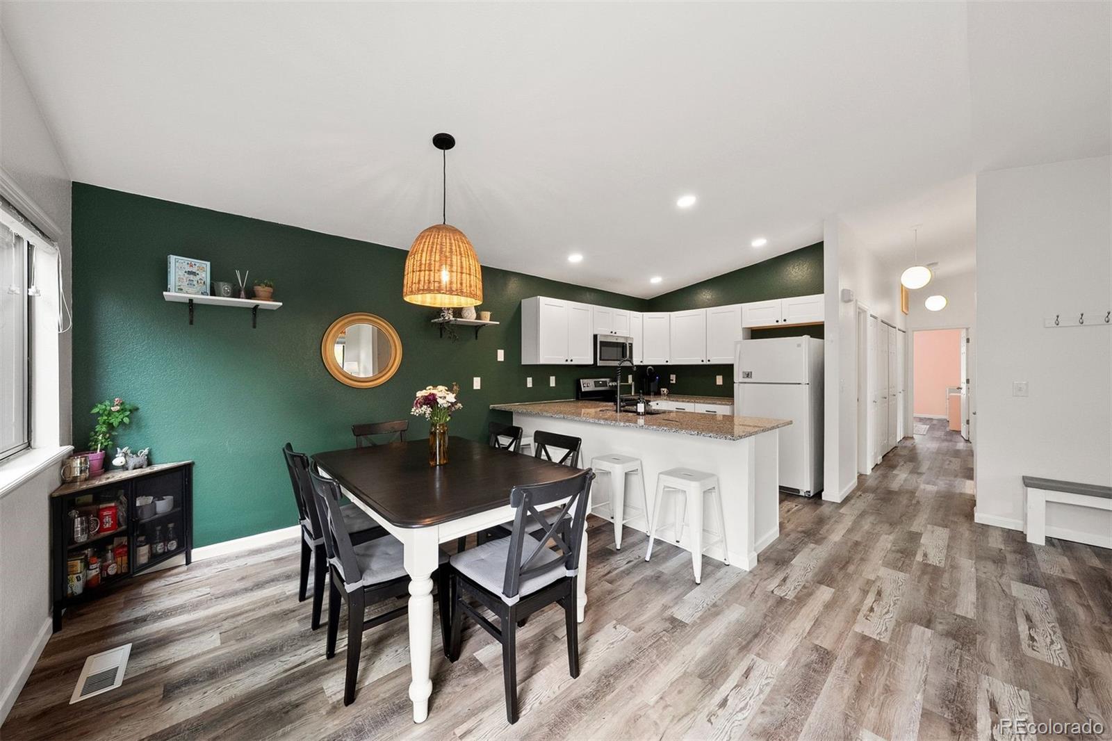 18284 W 58th Place Unit: 21