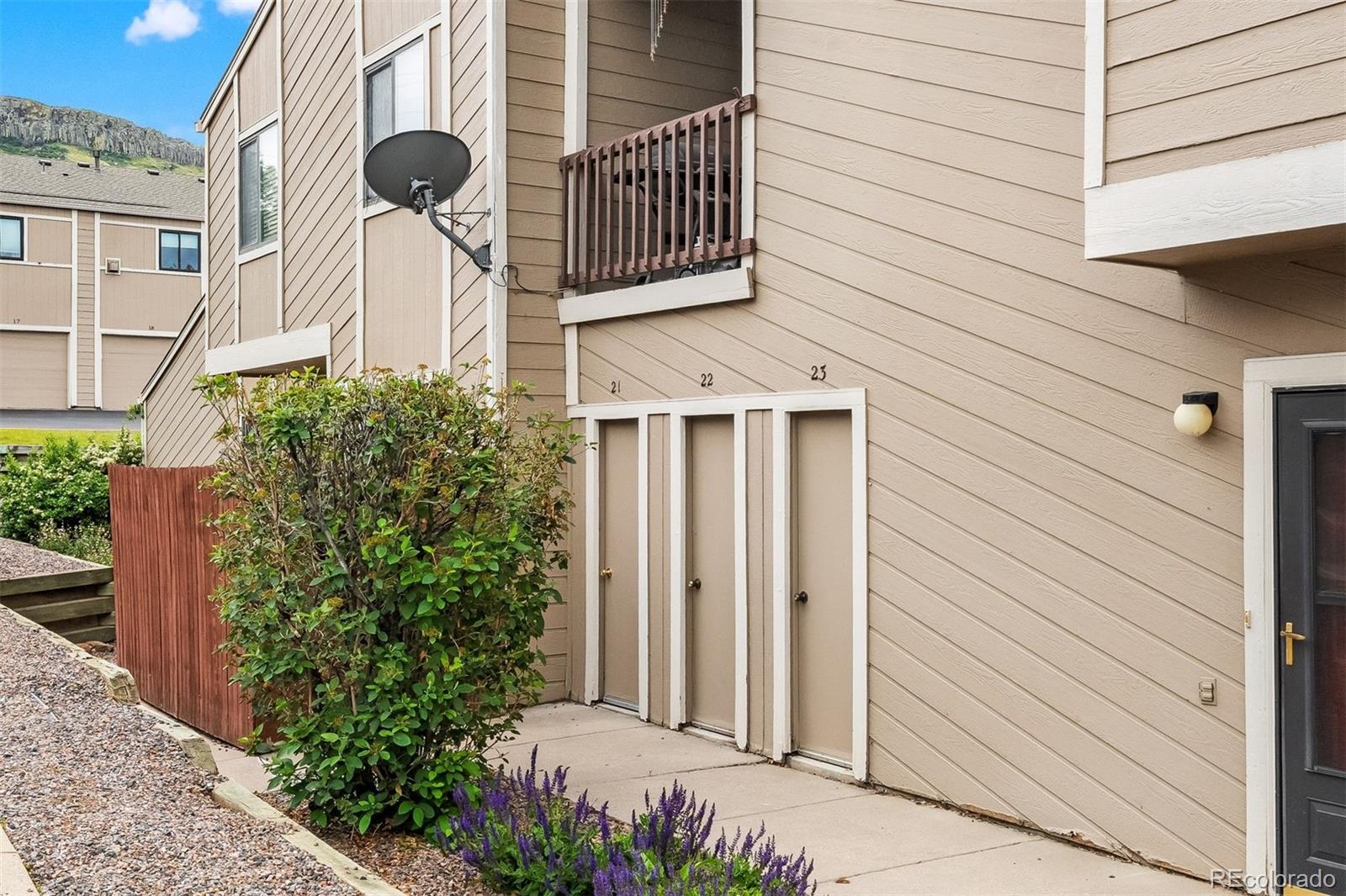 18284 W 58th Place Unit: 21