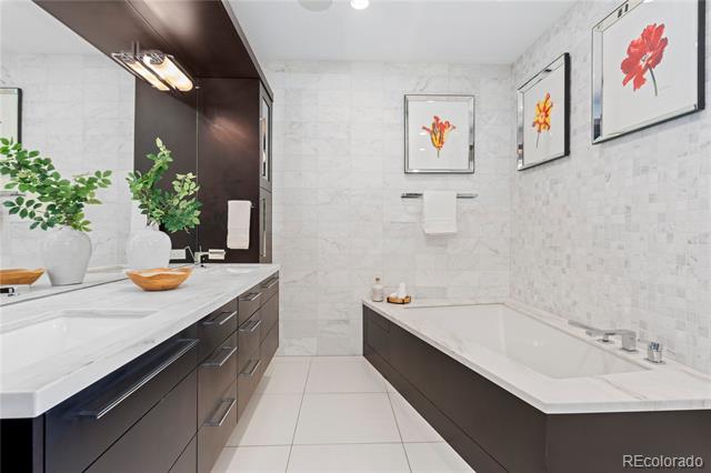 100 Detroit Street Unit: 402