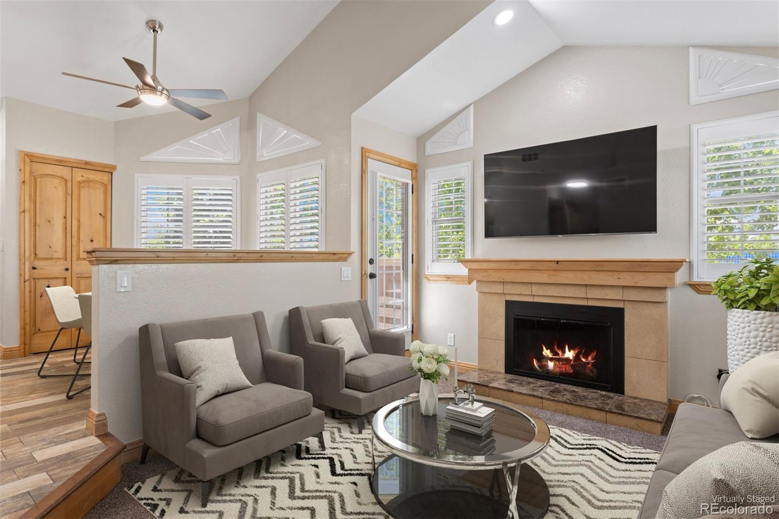4760 S Wadsworth Boulevard Unit: J205