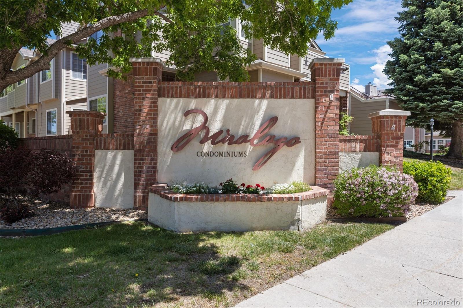 4760 S Wadsworth Boulevard Unit: J205