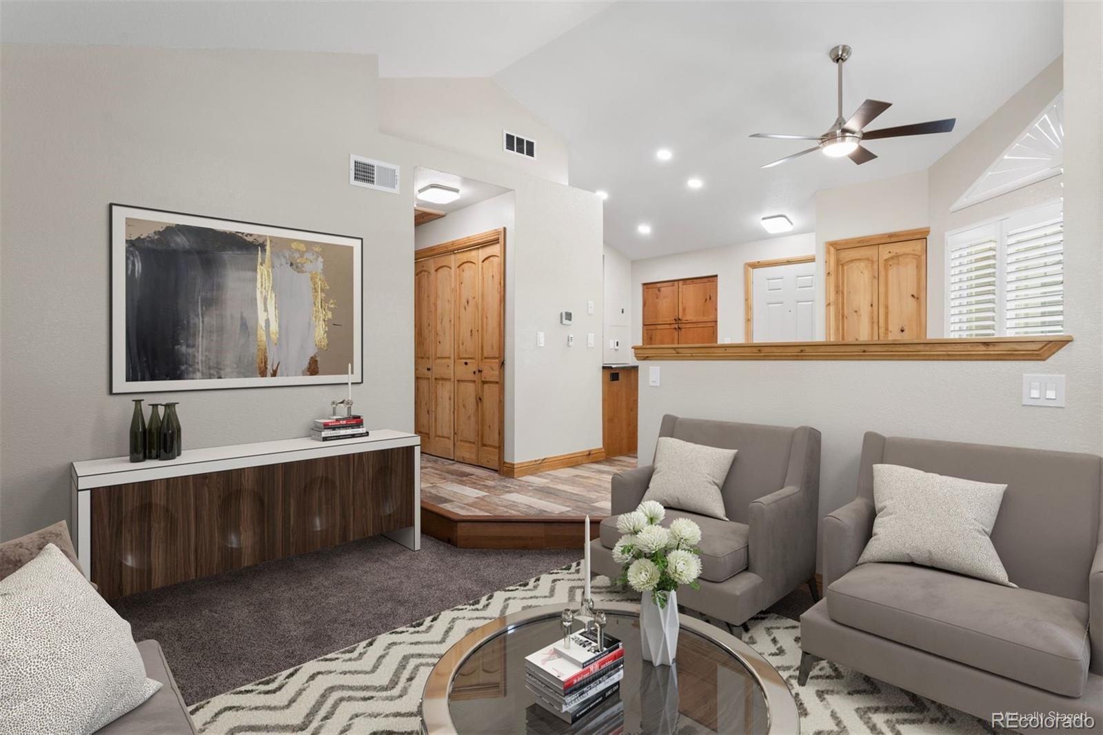 4760 S Wadsworth Boulevard Unit: J205