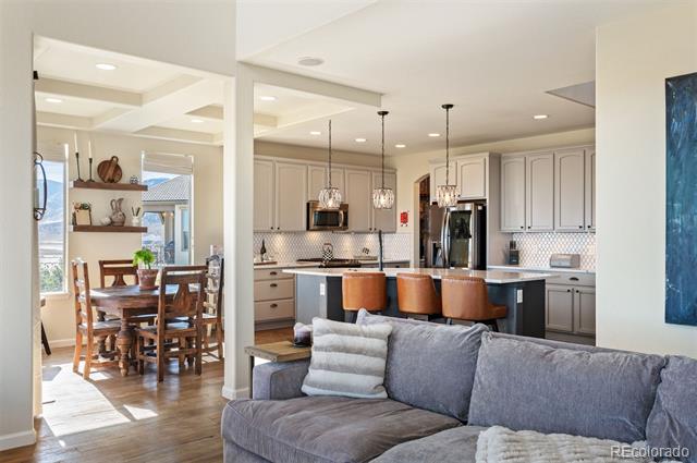 2394 S Loveland Way