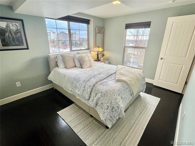 2394 S Loveland Way