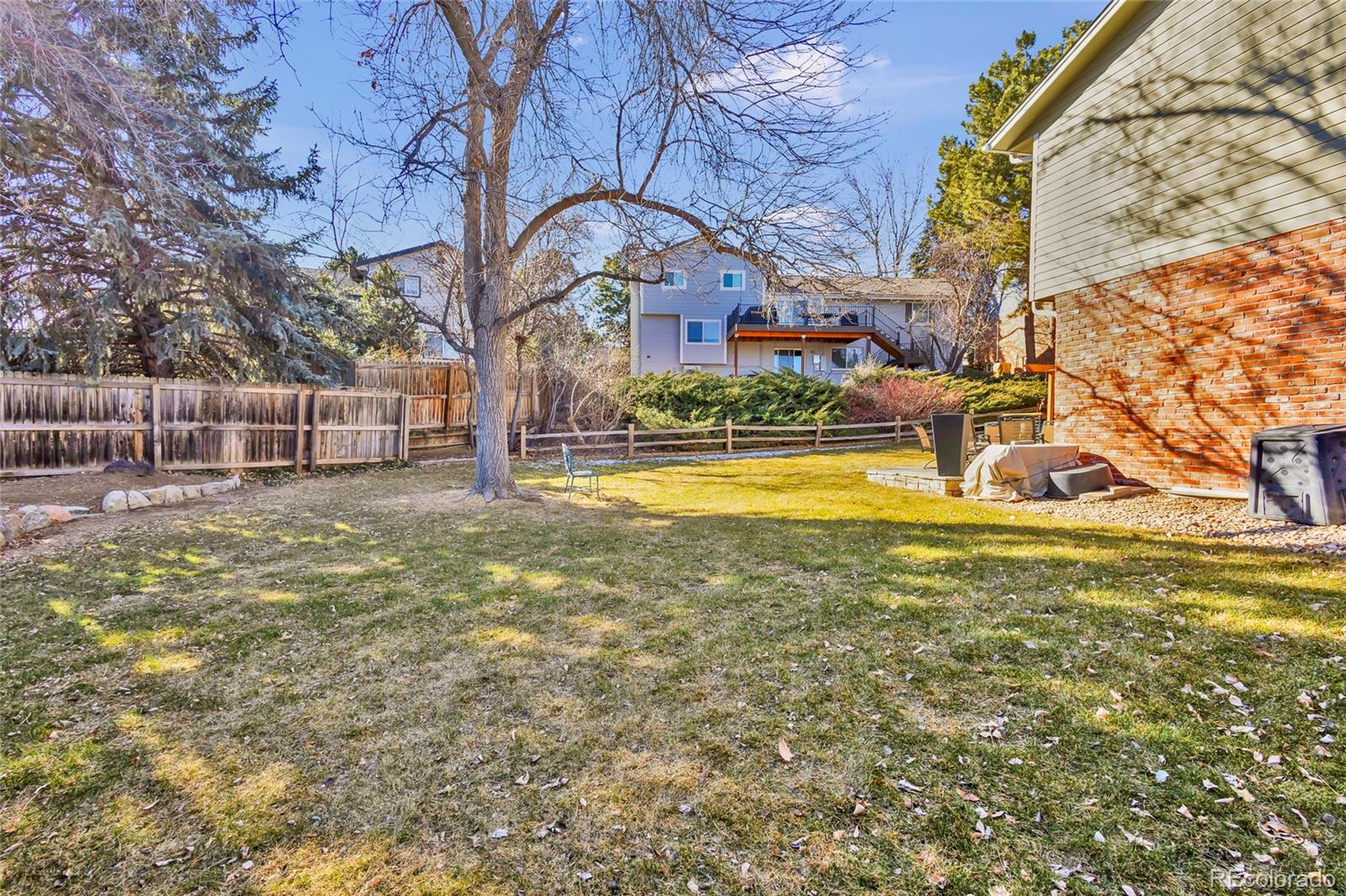 10909 E Maplewood Drive