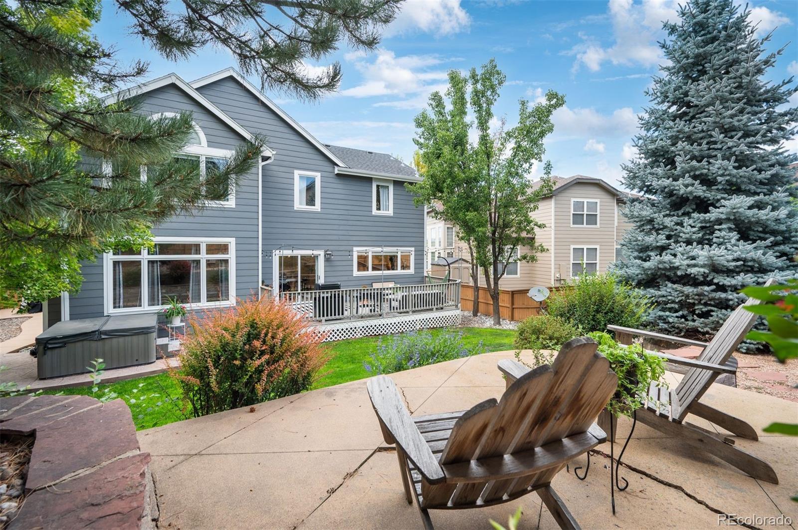 10182 Knoll Circle