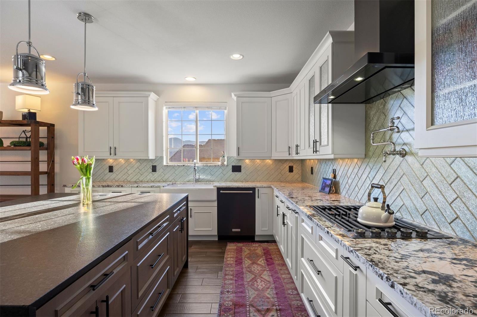 2257 S Juniper Street