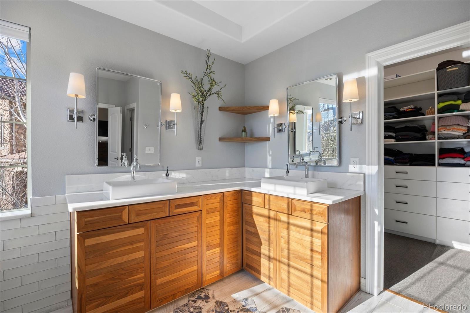 2257 S Juniper Street