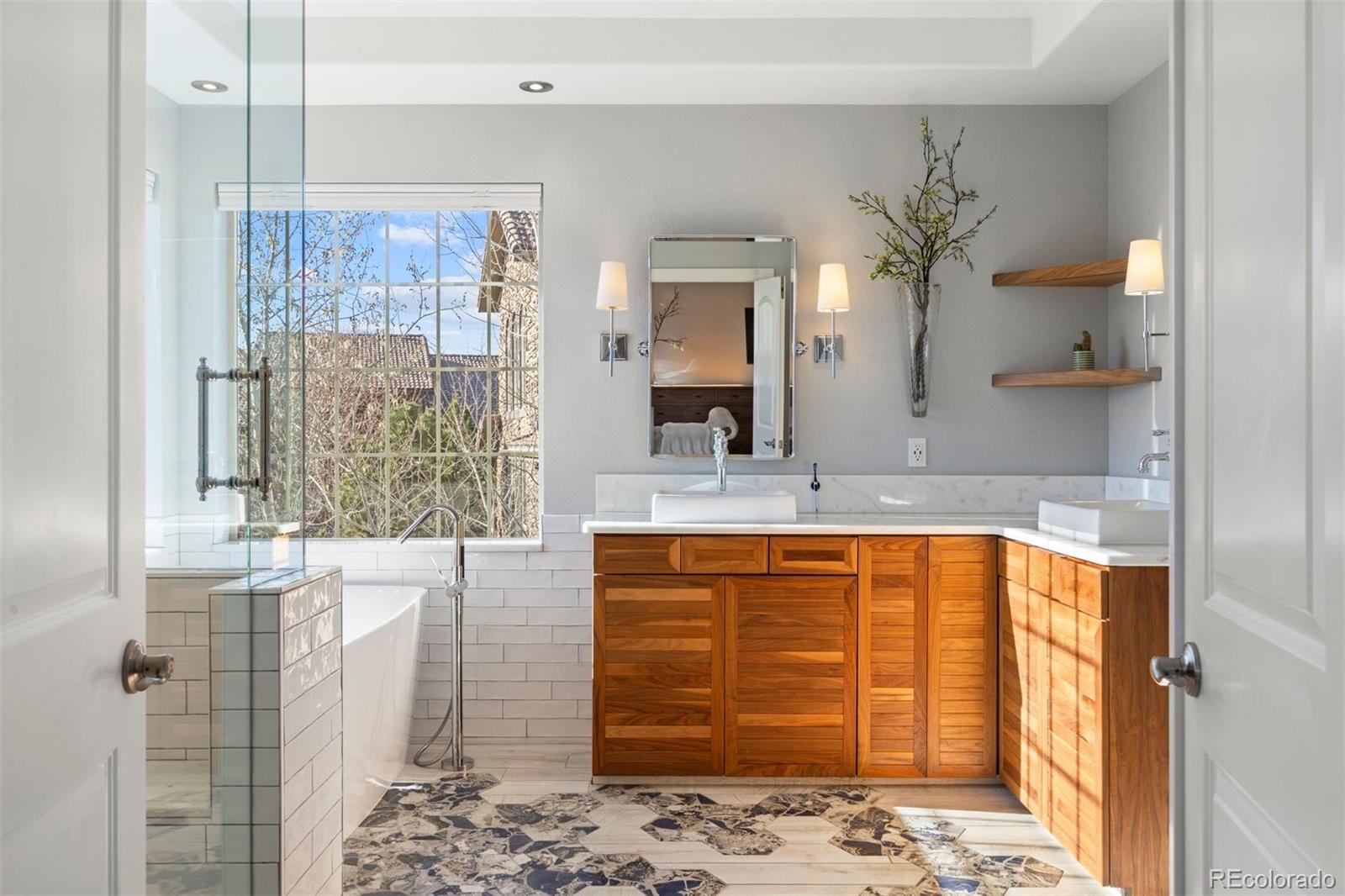 2257 S Juniper Street