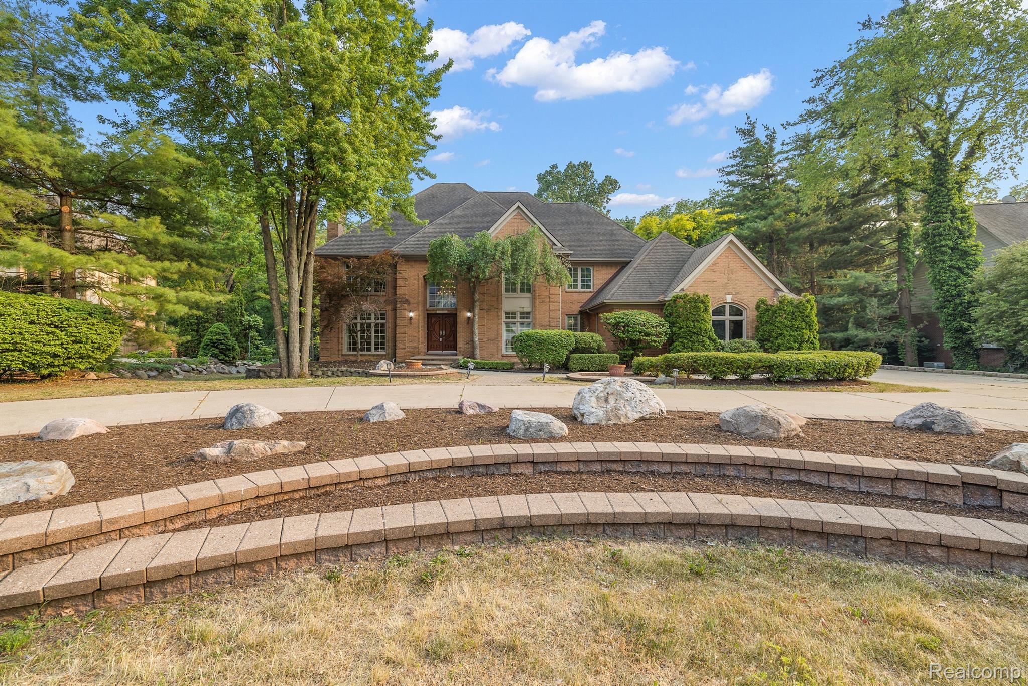 5620 CRYSTAL CREEK Lane