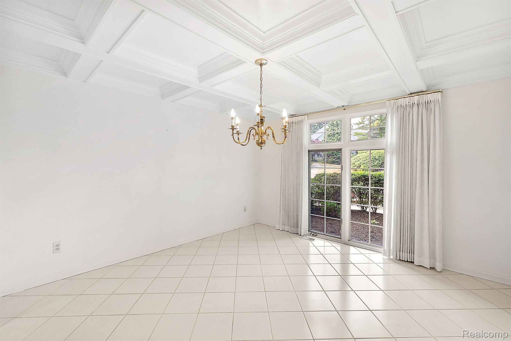 5620 CRYSTAL CREEK Lane