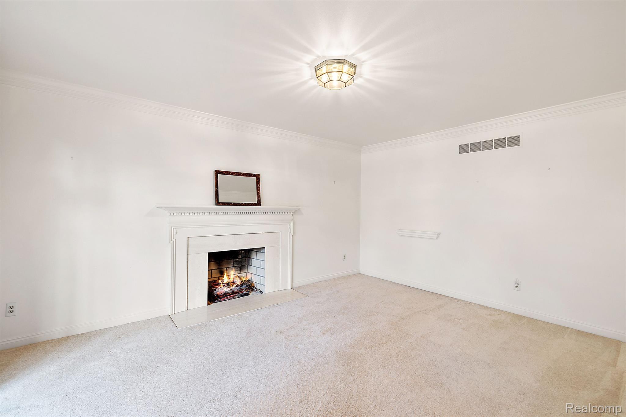 5620 CRYSTAL CREEK Lane