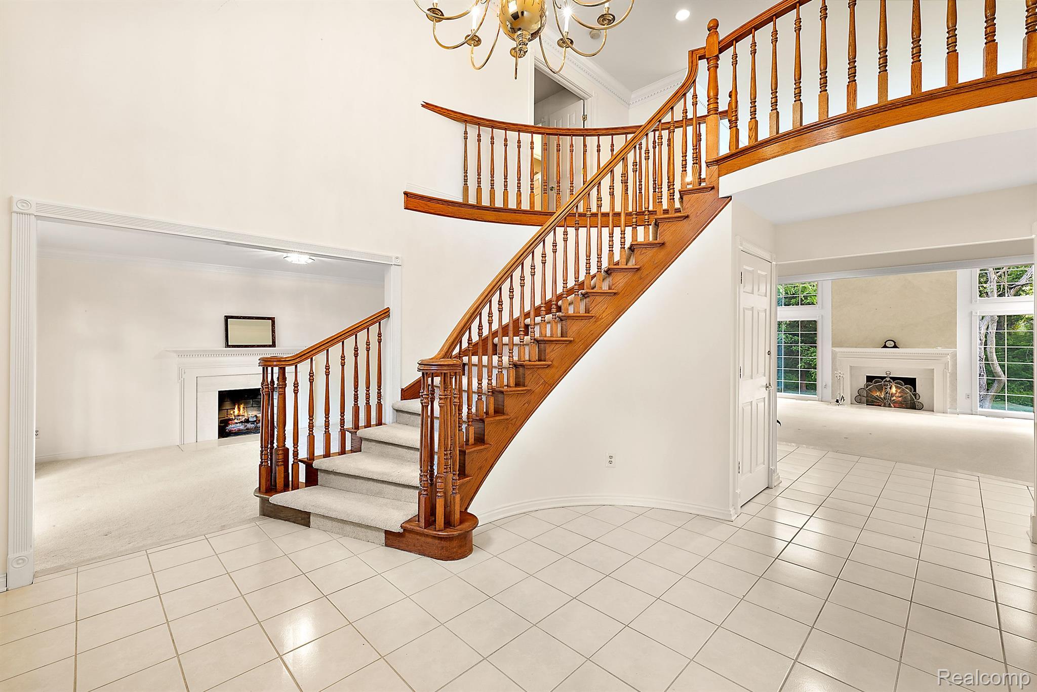 5620 CRYSTAL CREEK Lane