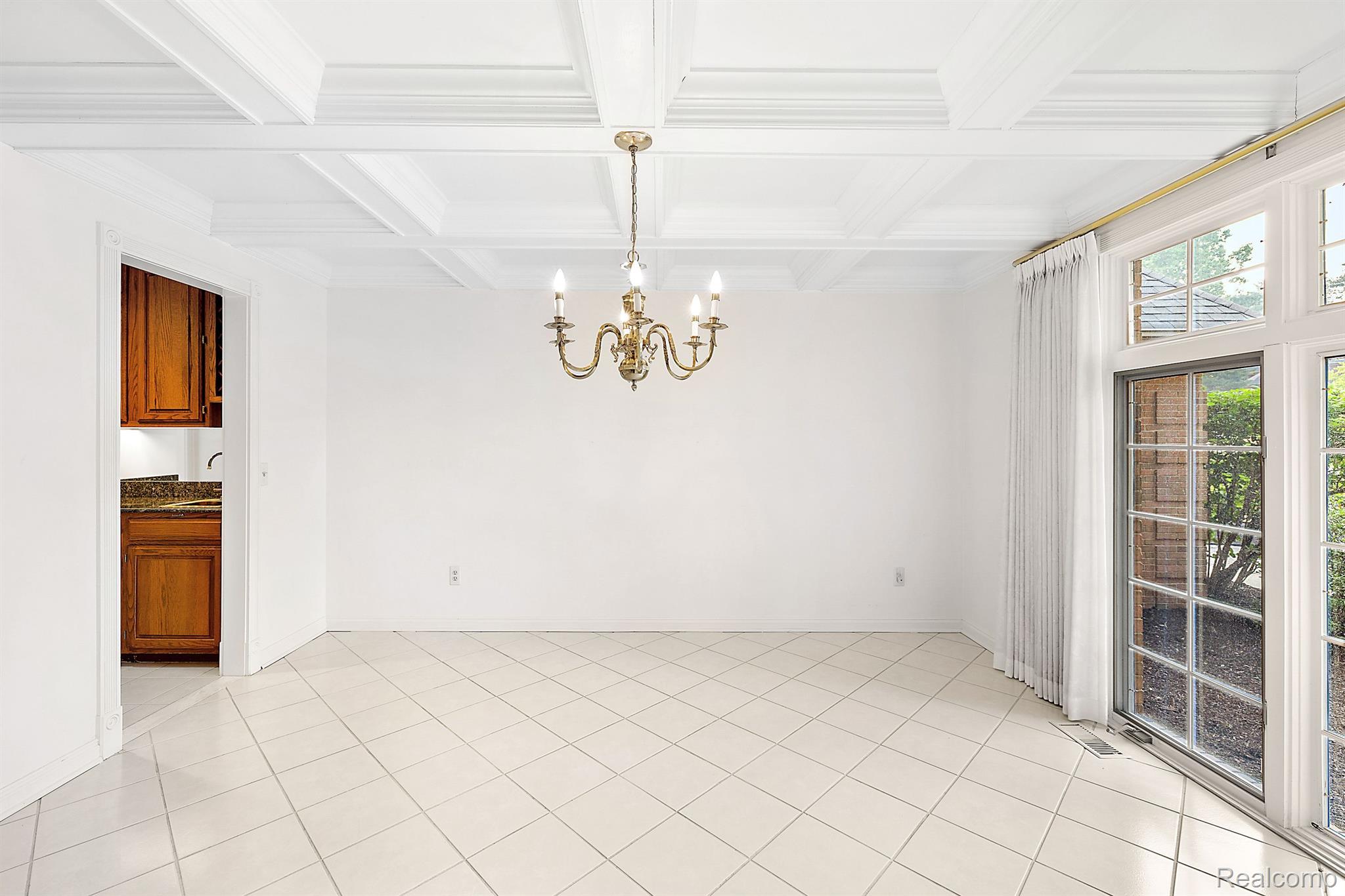 5620 CRYSTAL CREEK Lane