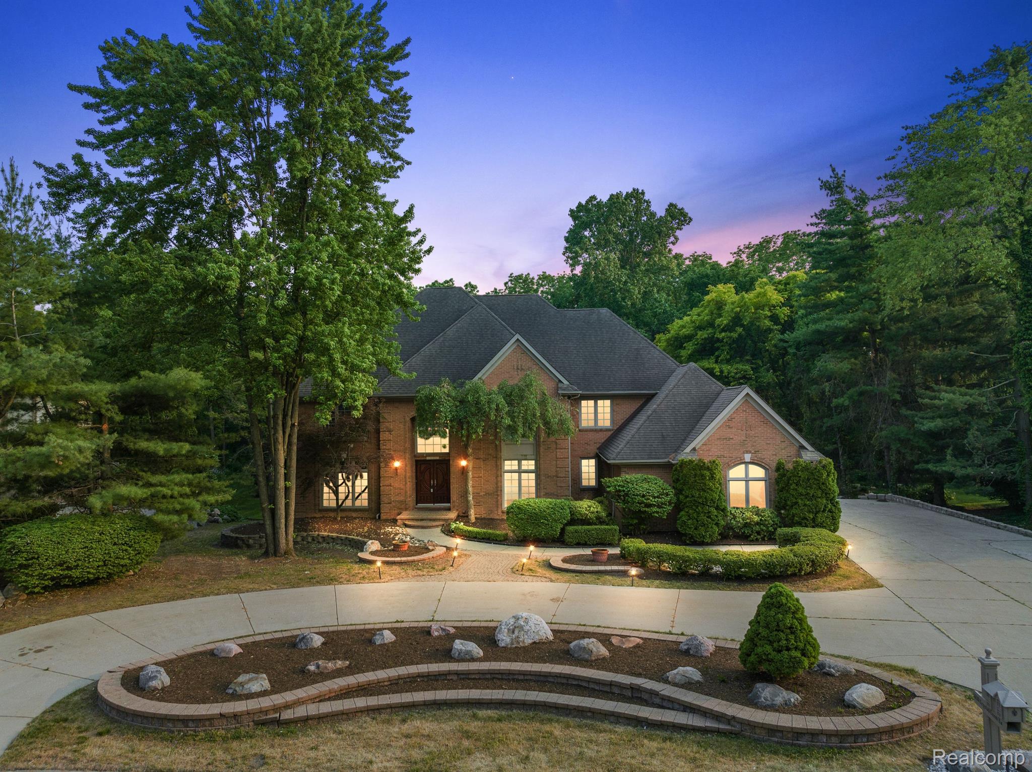 5620 CRYSTAL CREEK Lane