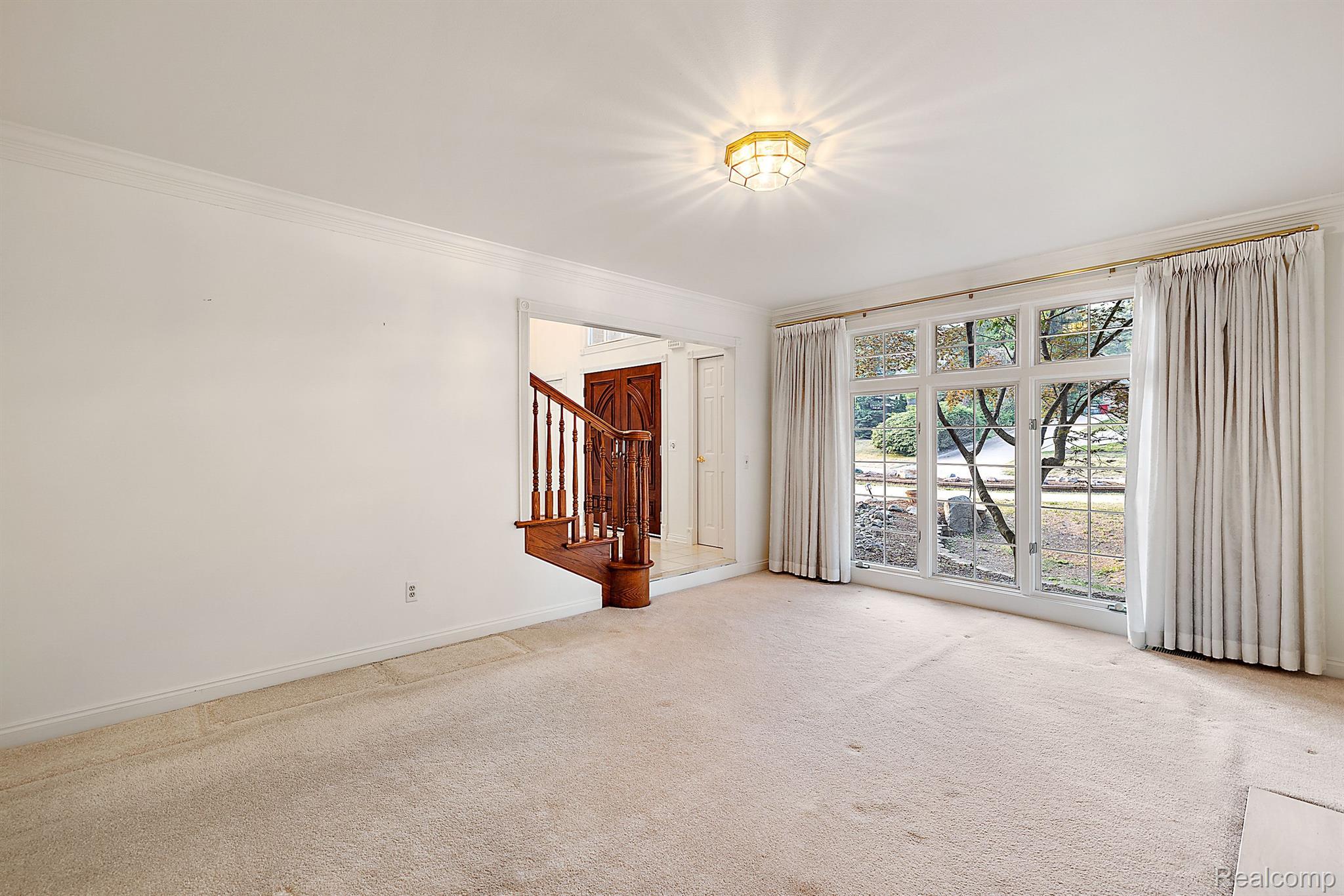 5620 CRYSTAL CREEK Lane