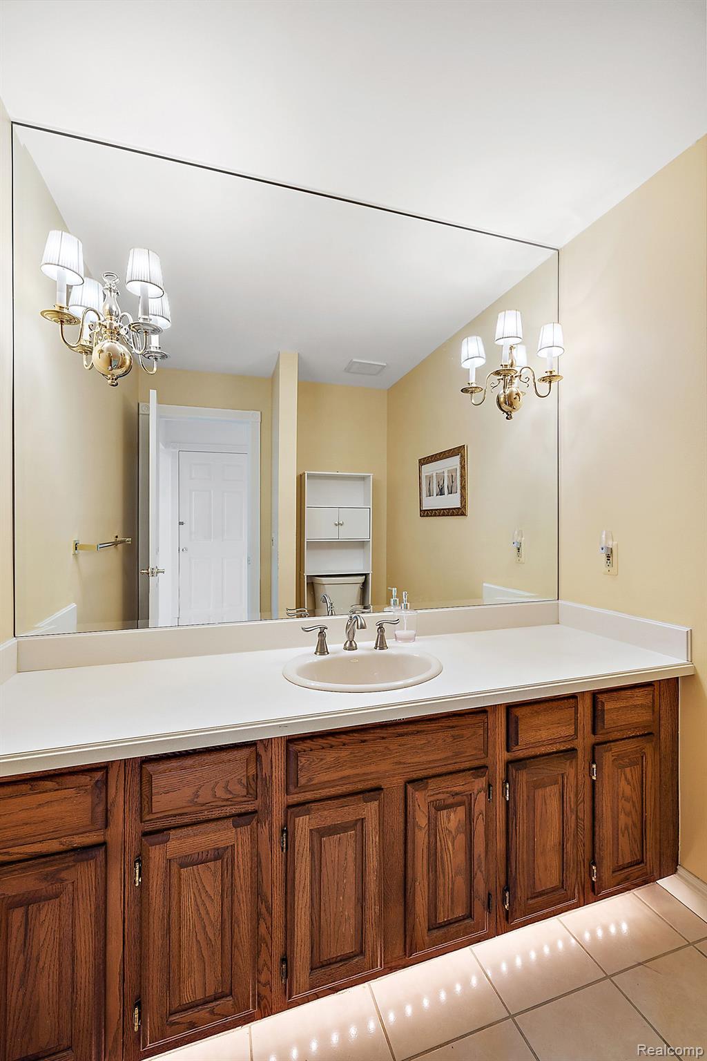 5620 CRYSTAL CREEK Lane