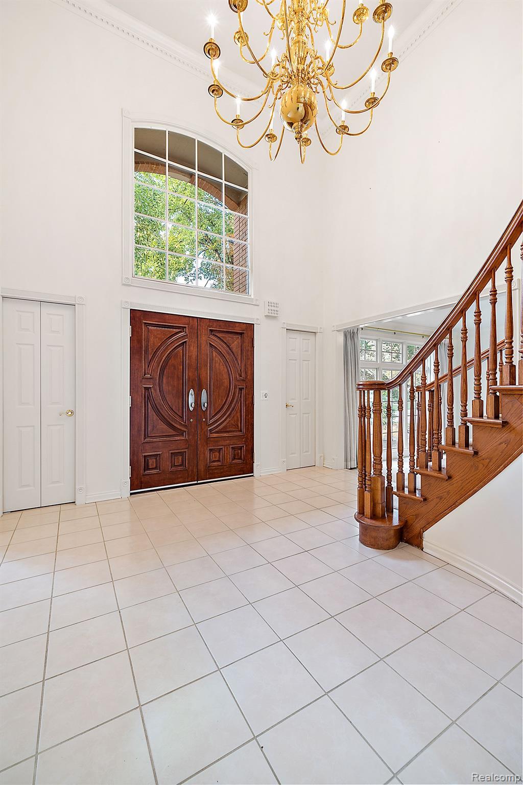 5620 CRYSTAL CREEK Lane