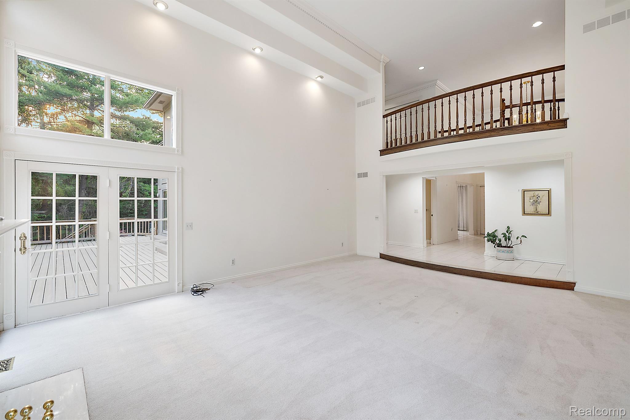 5620 CRYSTAL CREEK Lane