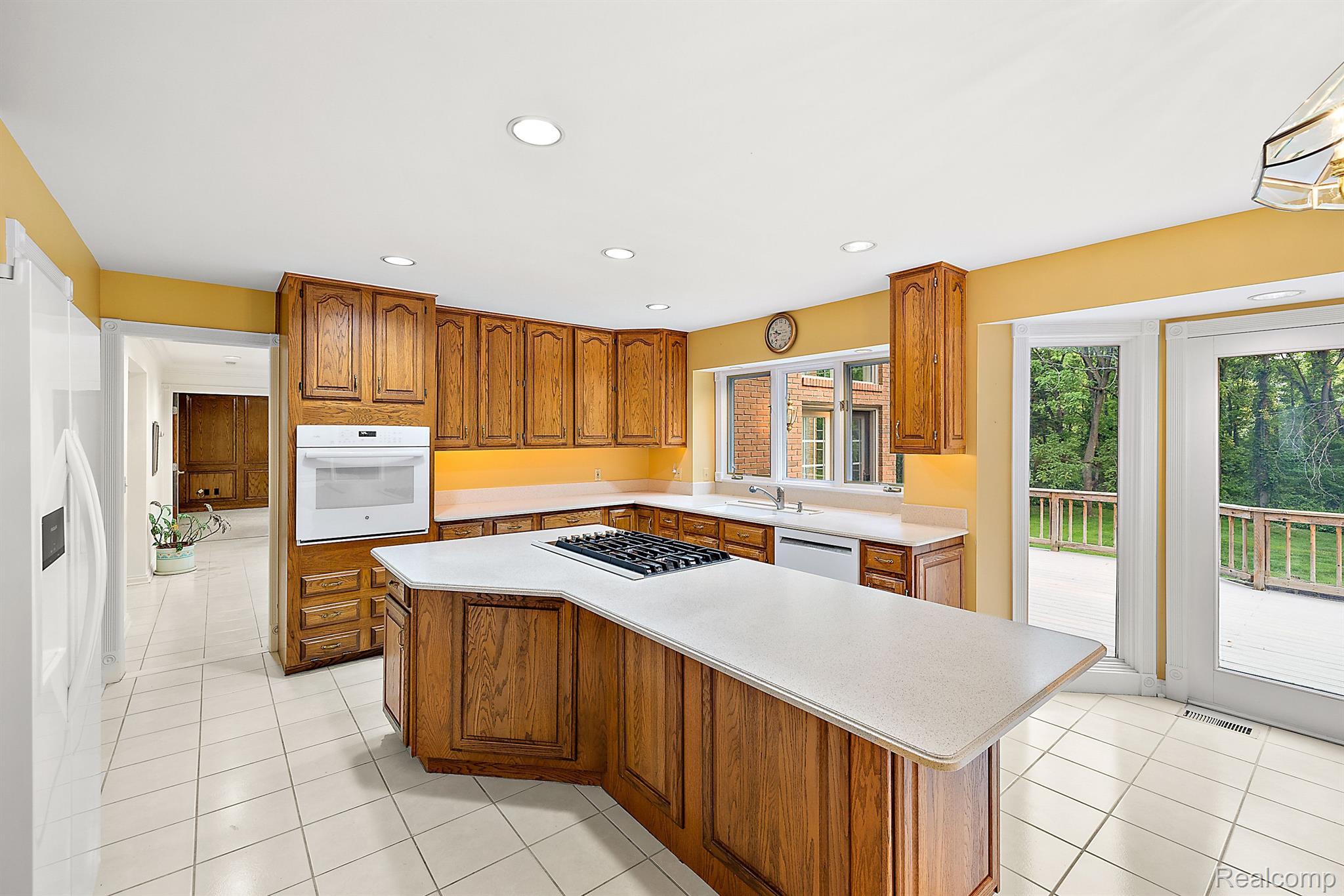 5620 CRYSTAL CREEK Lane