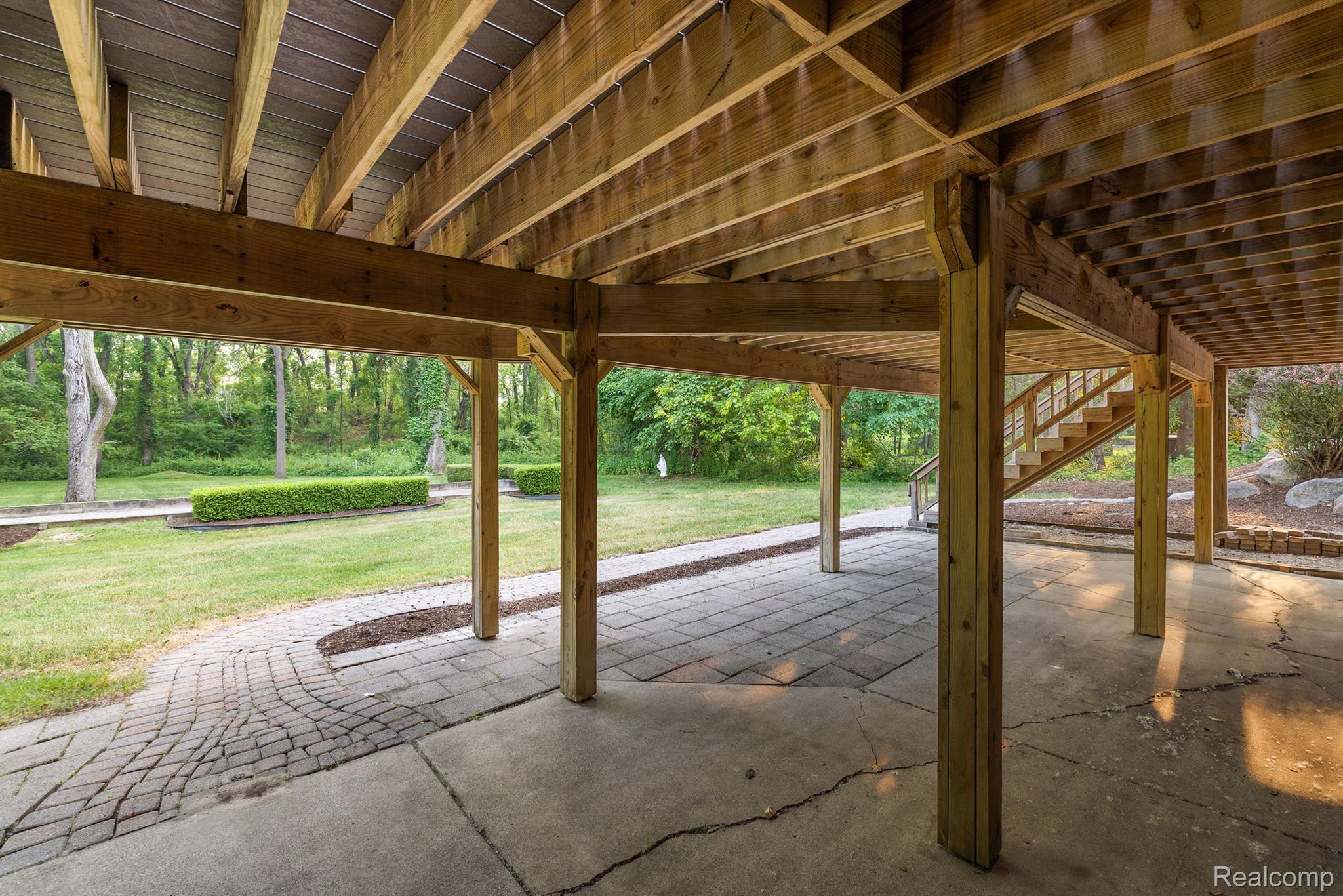 5620 CRYSTAL CREEK Lane