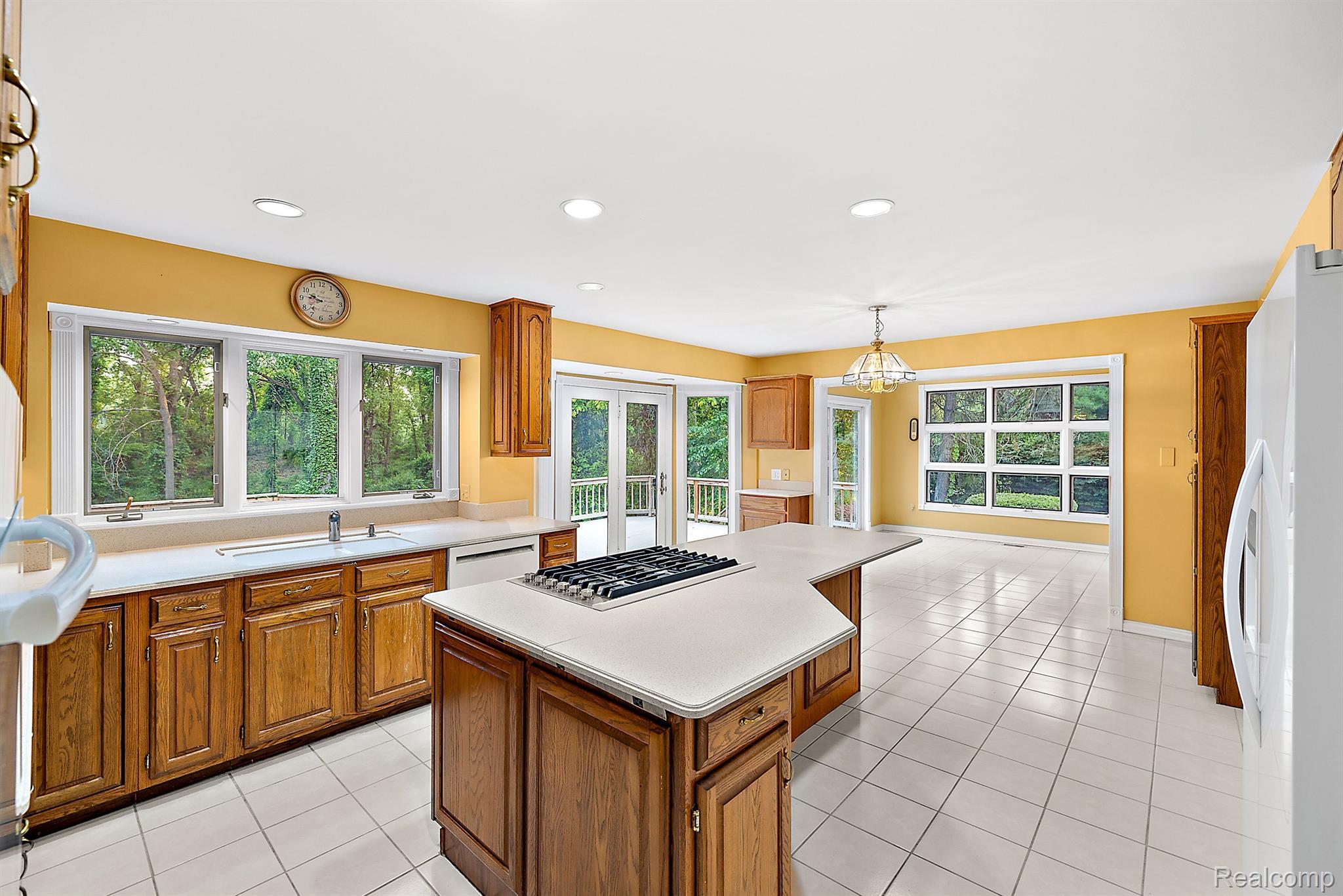 5620 CRYSTAL CREEK Lane