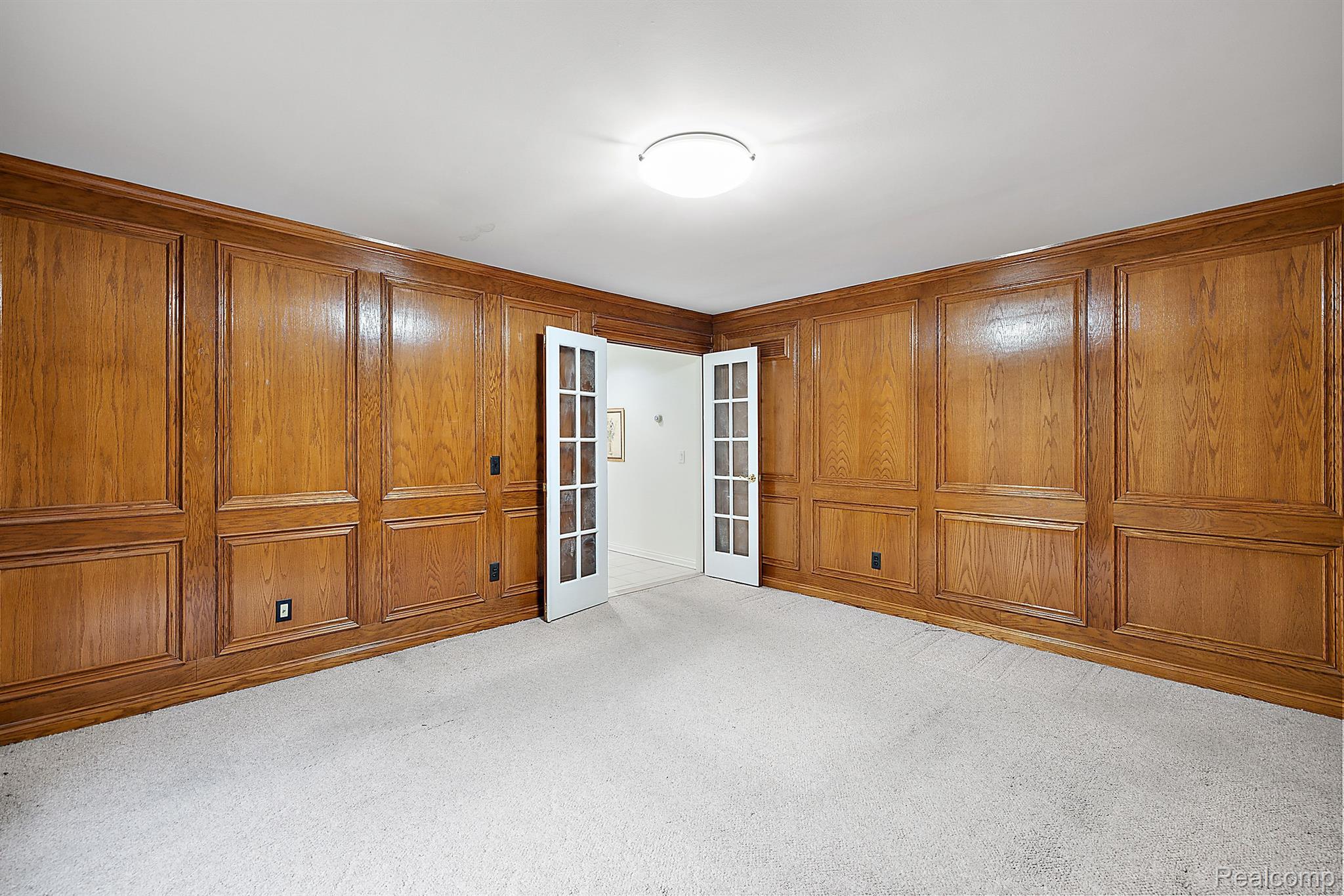 5620 CRYSTAL CREEK Lane