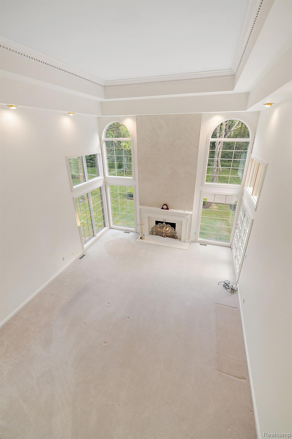 5620 CRYSTAL CREEK Lane