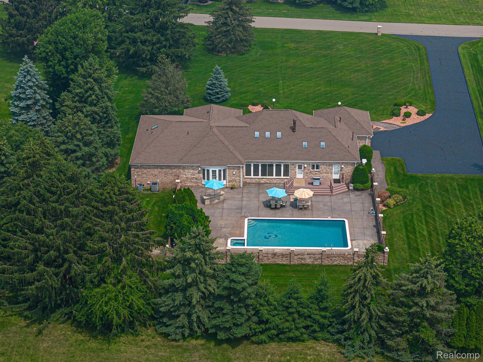 4227 NEWCASTLE Drive