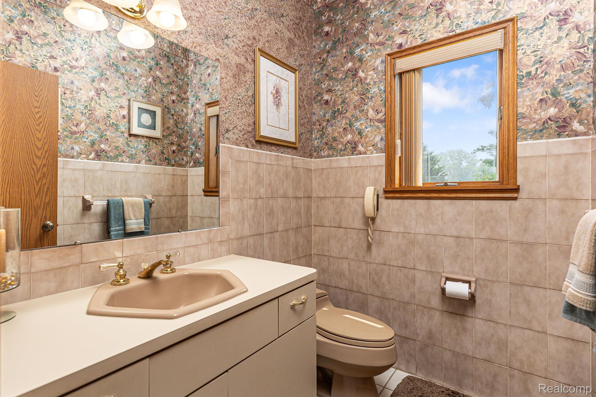 4227 NEWCASTLE Drive