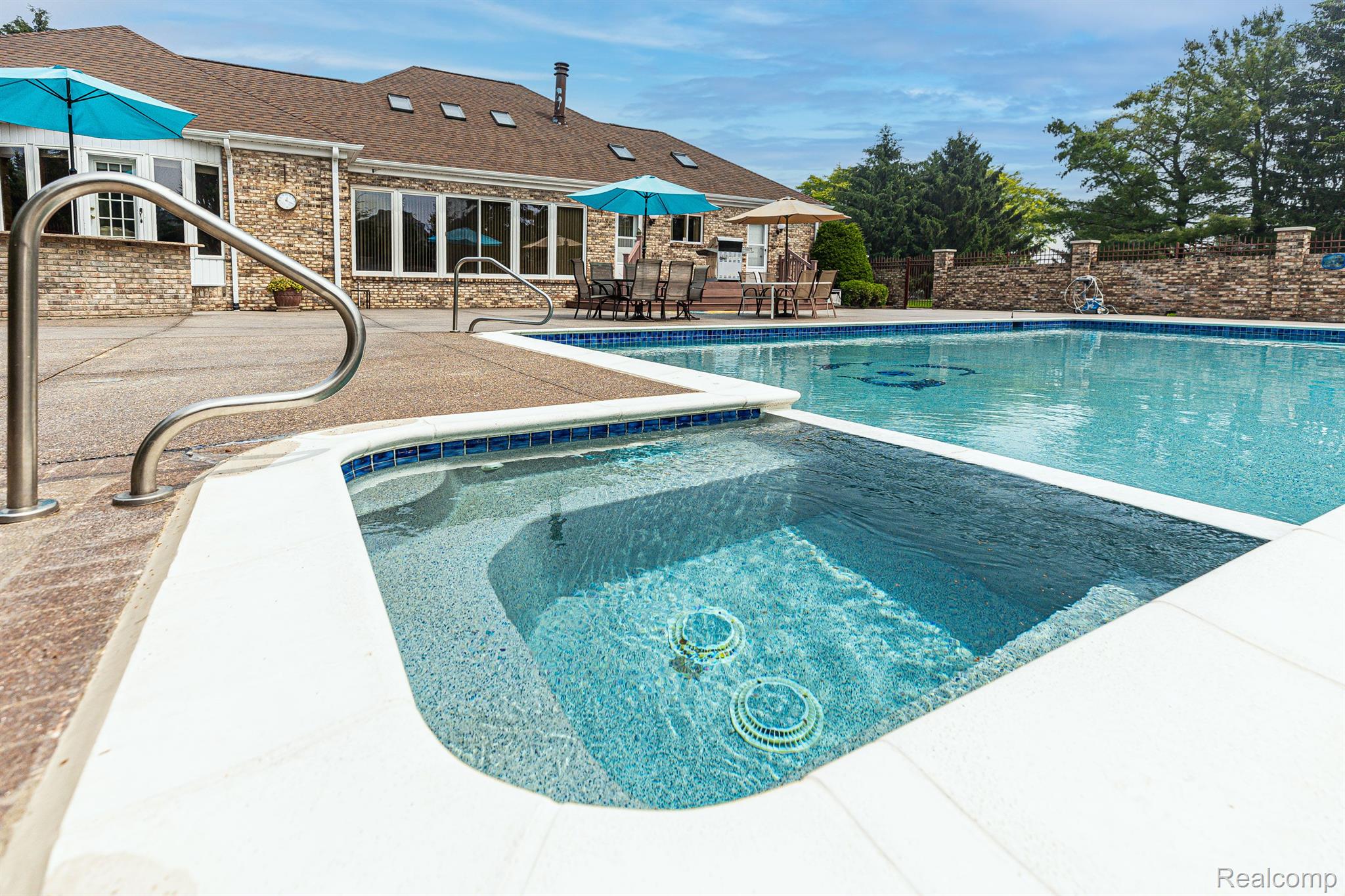 4227 NEWCASTLE Drive