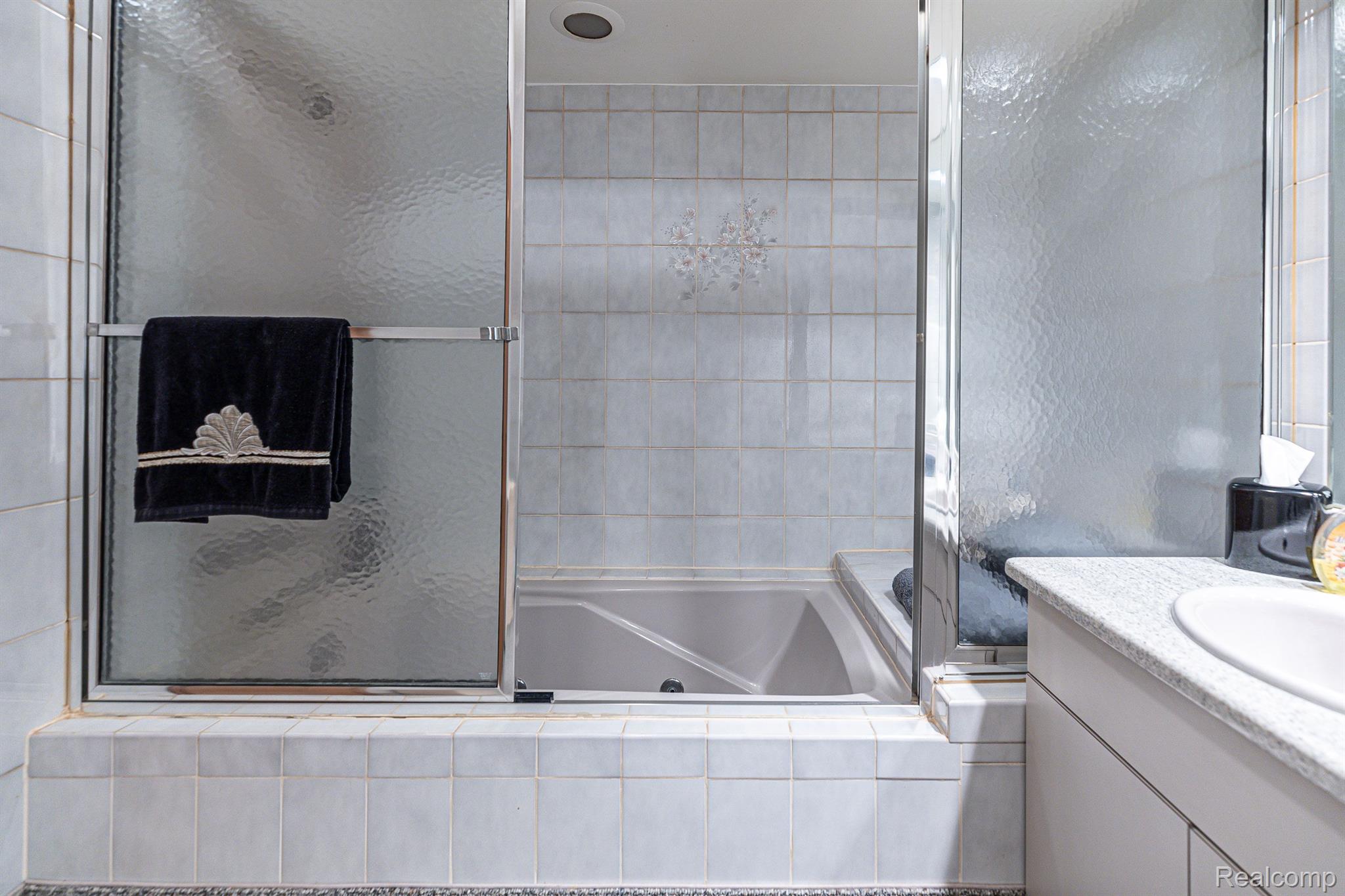 4227 NEWCASTLE Drive