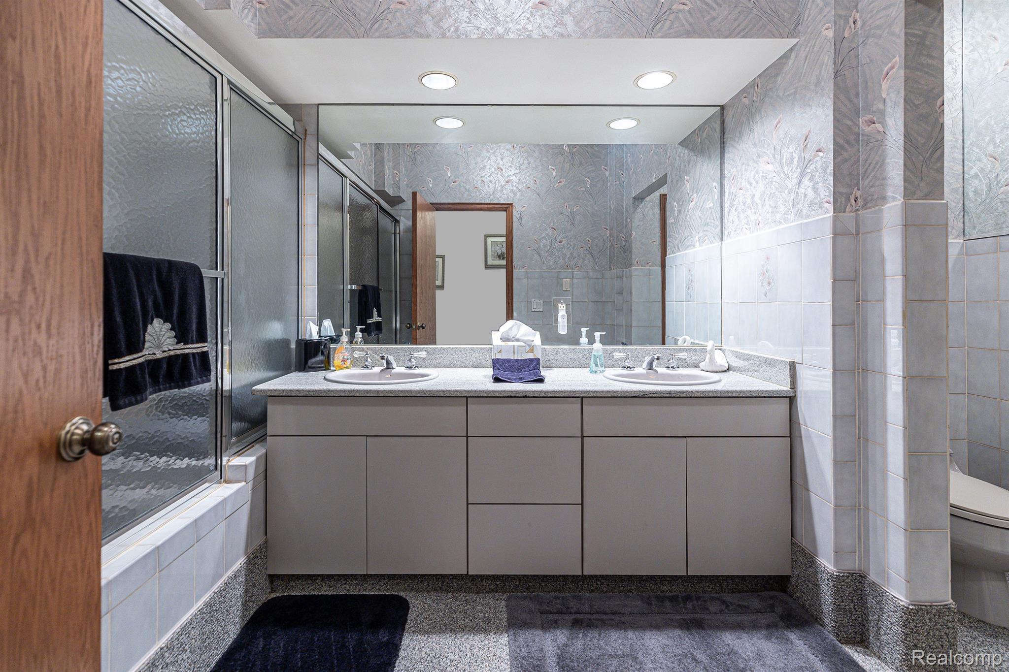 4227 NEWCASTLE Drive