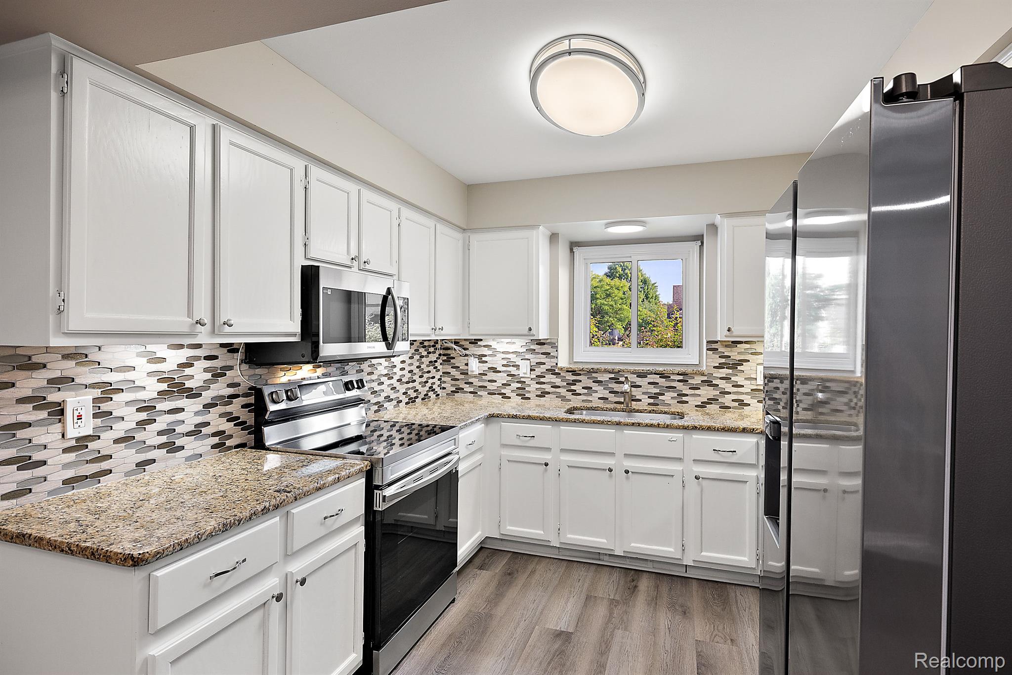 15420 WINDMILL Drive