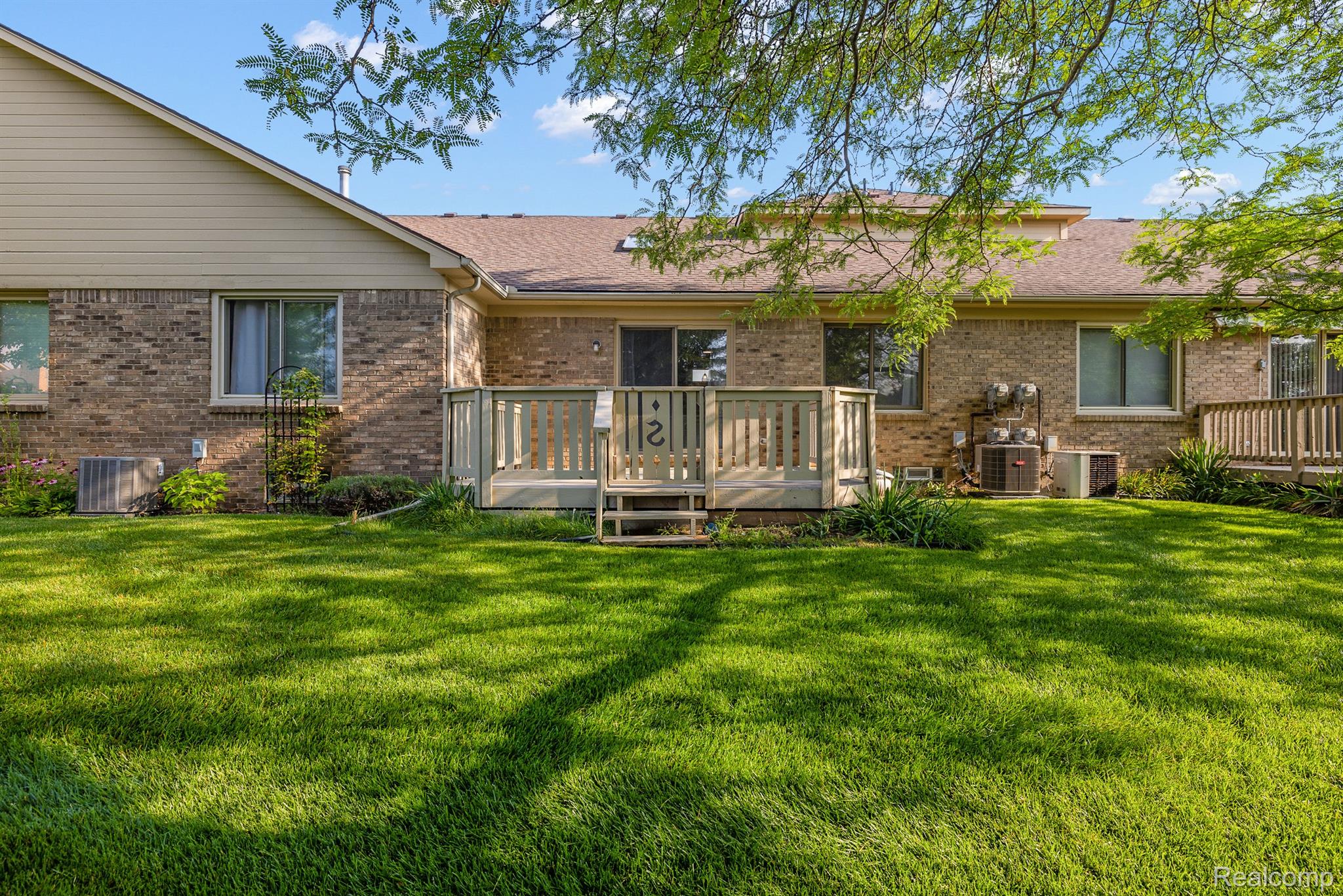 15420 WINDMILL Drive